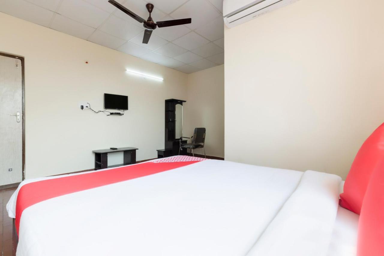 Hotel Oyo 49073 Whitefield Comforts Bangalore Exterior foto