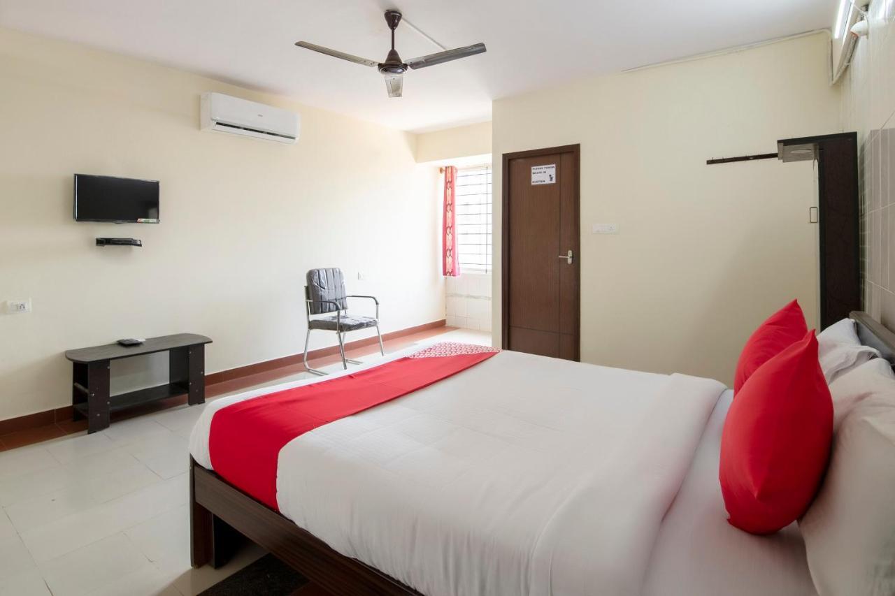 Hotel Oyo 49073 Whitefield Comforts Bangalore Exterior foto