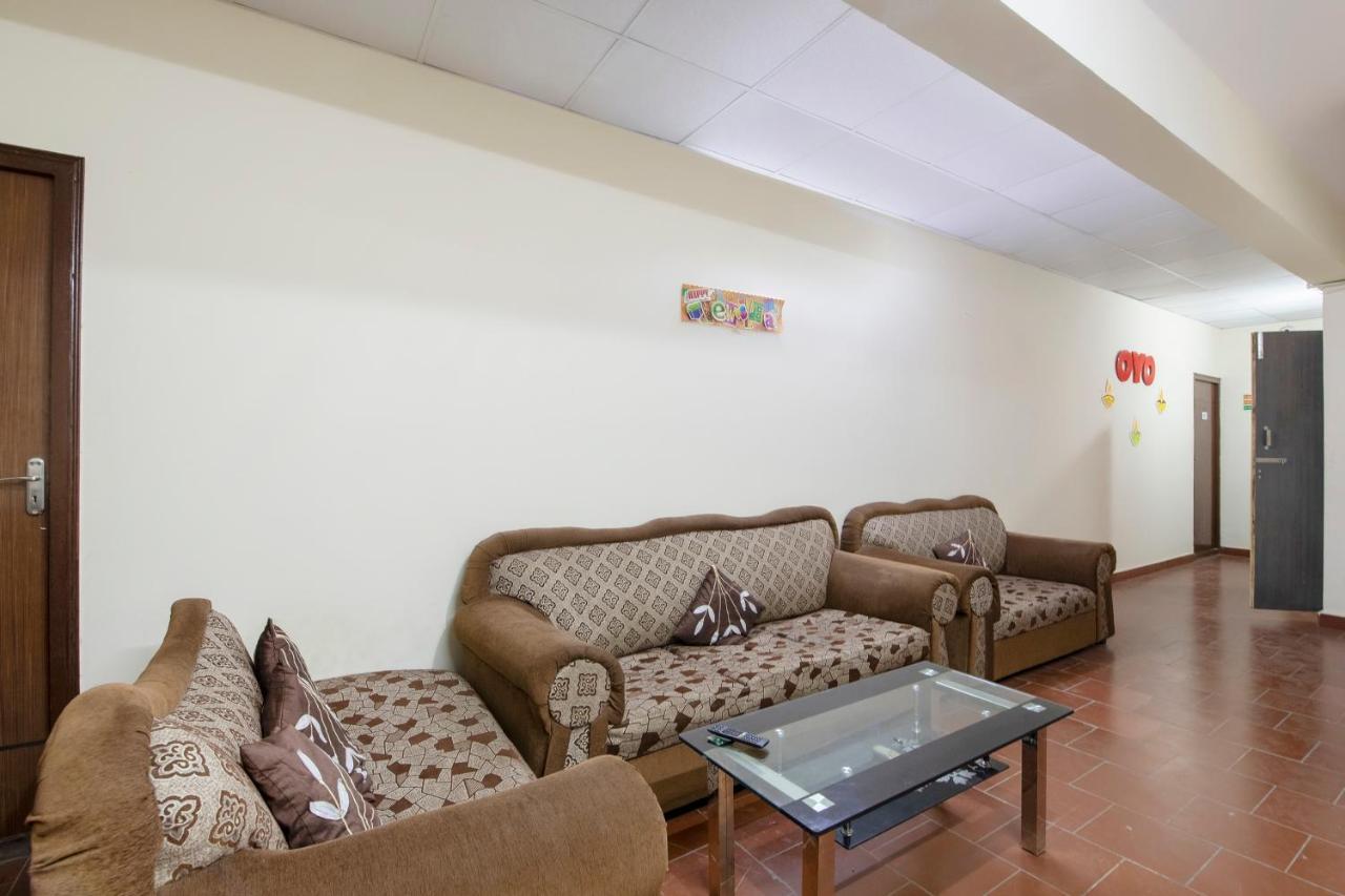 Hotel Oyo 49073 Whitefield Comforts Bangalore Exterior foto