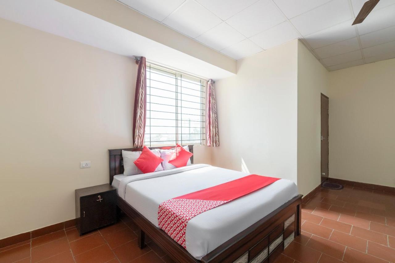 Hotel Oyo 49073 Whitefield Comforts Bangalore Exterior foto