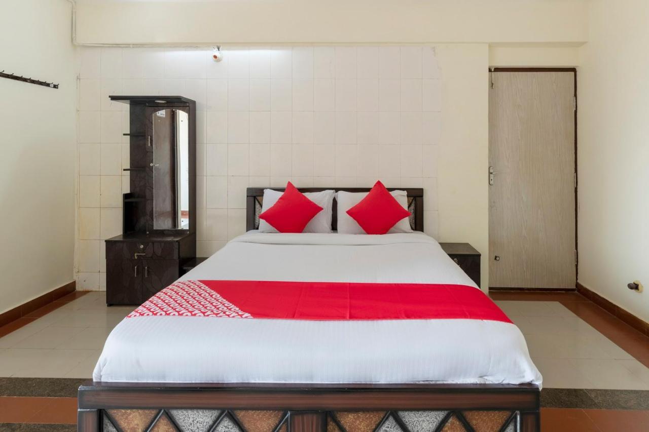 Hotel Oyo 49073 Whitefield Comforts Bangalore Exterior foto